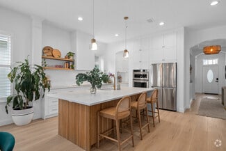 Building Photo - 4242 Anissa Ave
