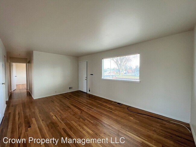 Foto del edificio - 4 br, 3.5 bath House - 1941 Everest Ave