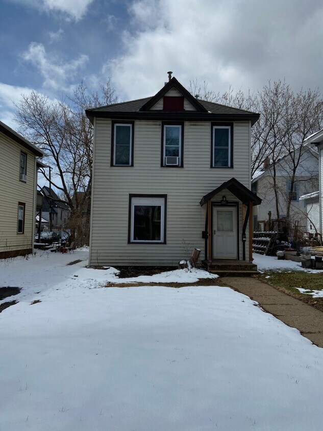 Primary Photo - 2804 Harriet Ave S