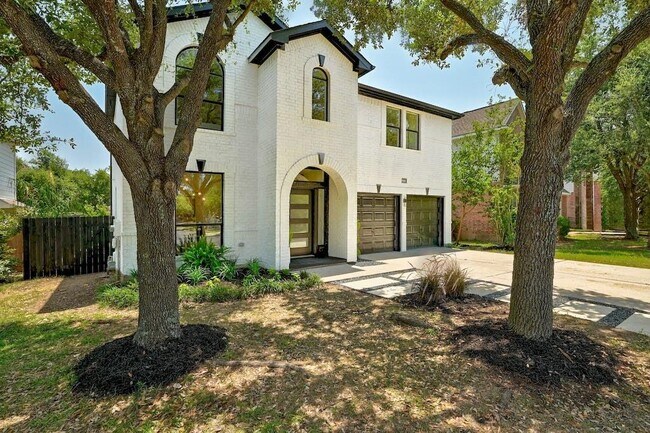 Foto del edificio - 8606 Glen Canyon Dr