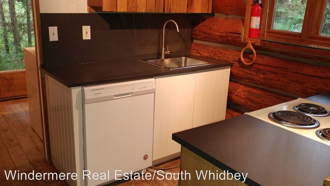 Building Photo - 1 br, 1 bath House - 4778 Pinewood Cir