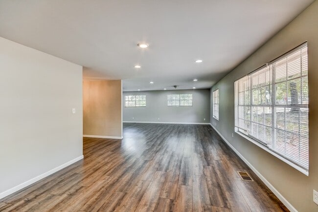 Building Photo - 20724 Becky Drive