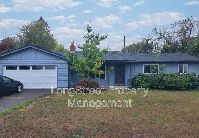 Building Photo - 1930 NW Kings Blvd