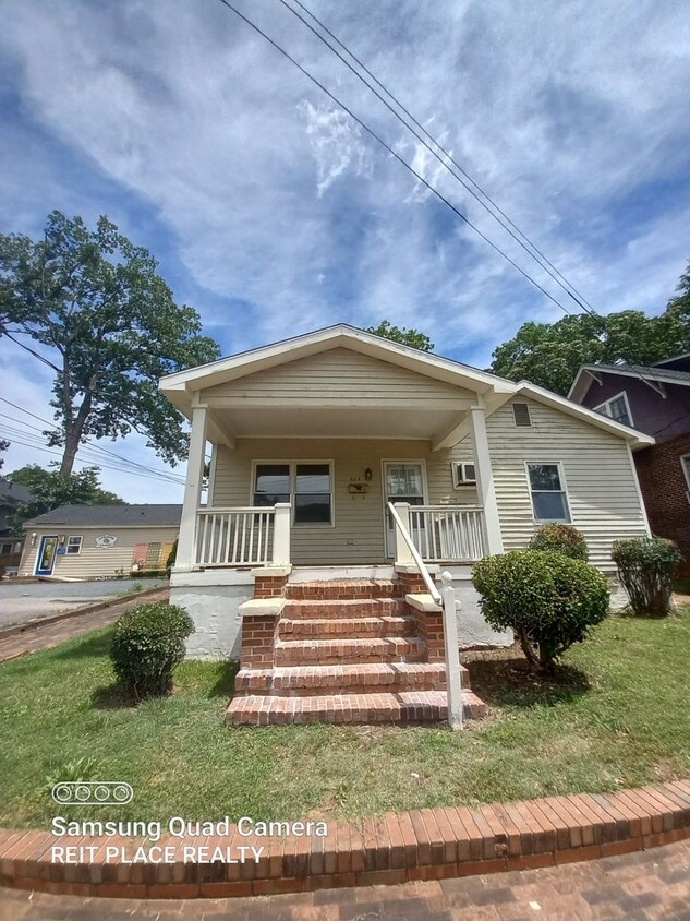 Foto principal - Tryon Hill-854