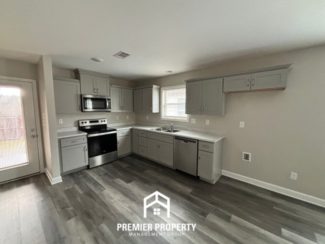 Building Photo - 7200 60th Ave E