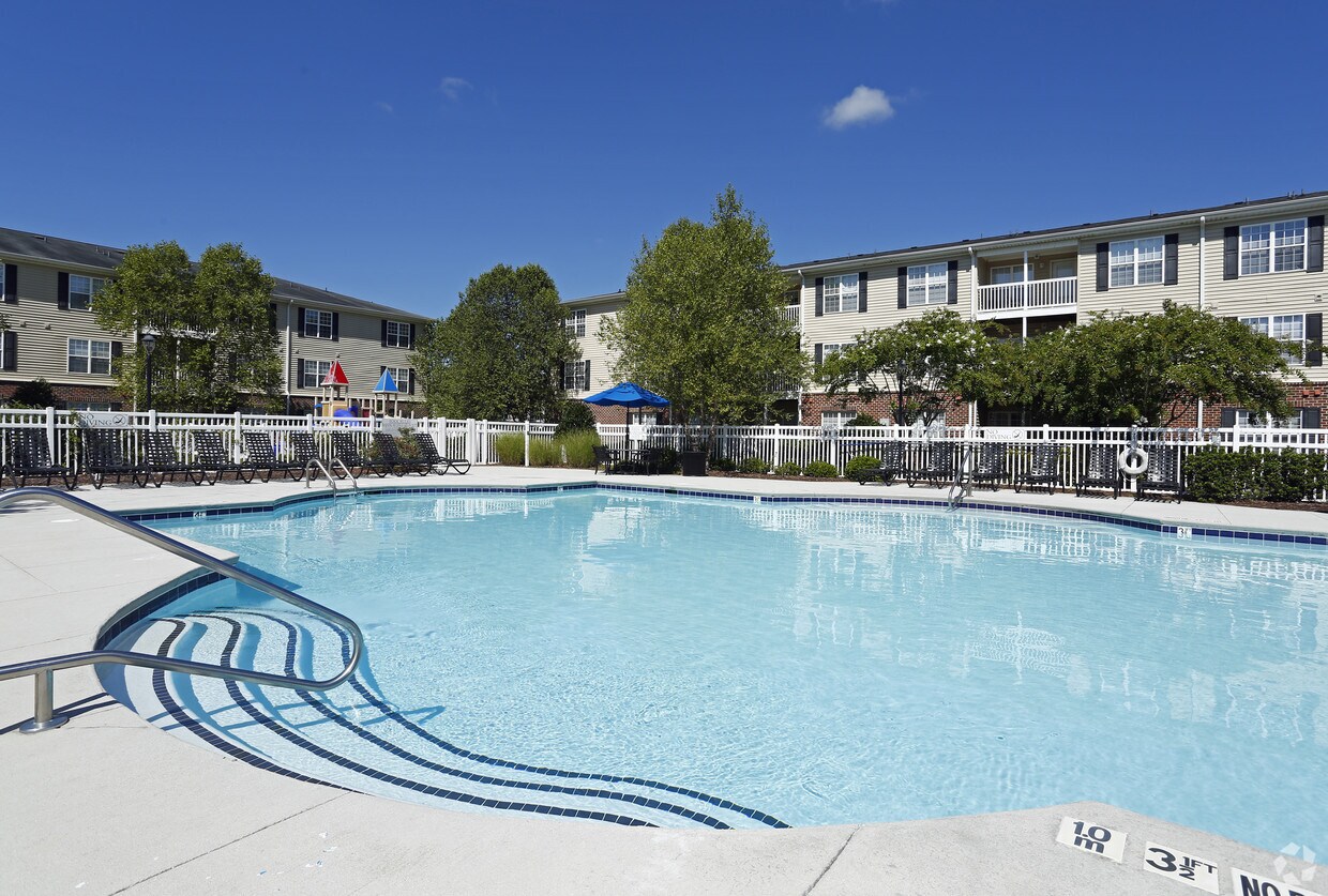 Legacy at Abbington Place Apartments at 1025 Kensington Dr Jacksonville, NC
