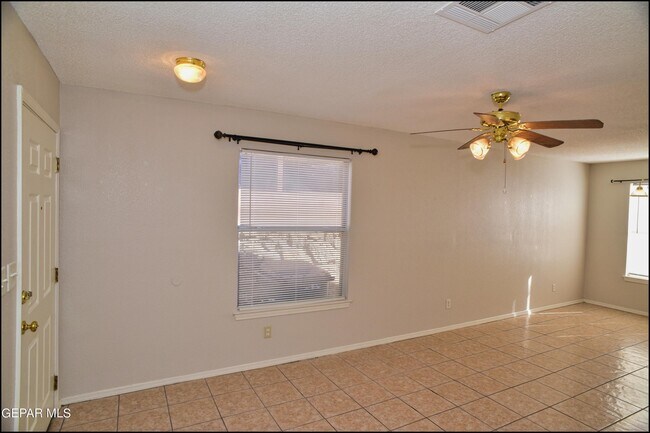 Building Photo - 2256 Tierra Alegre Way
