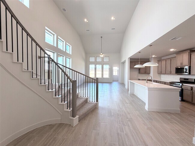 Foto del edificio - 31174 Riley Hts Dr