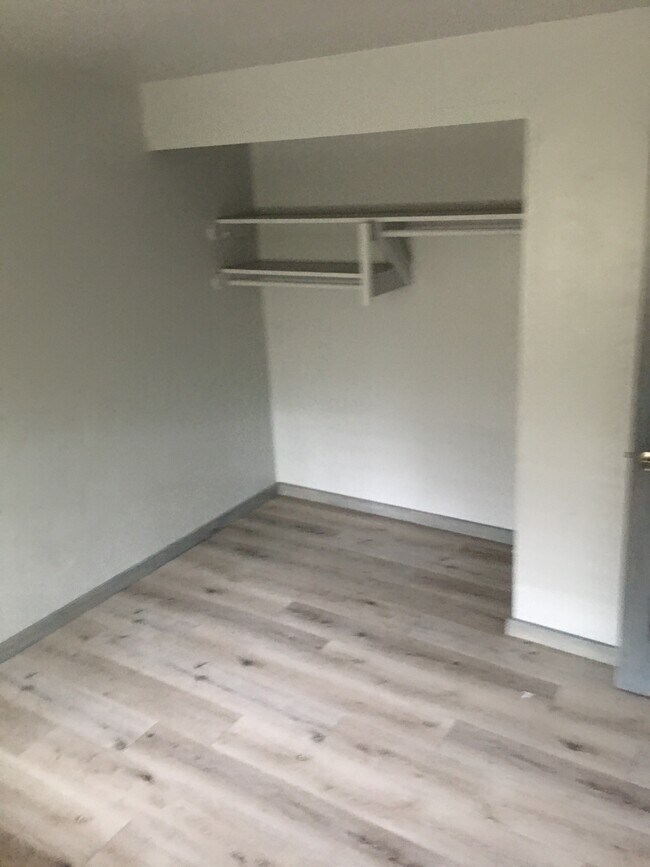Foto del edificio - 1433 Witzel Ave