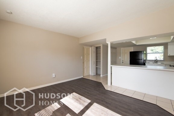 Building Photo - 1709 28th St