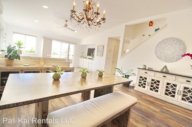 Building Photo - 3 br, 2.5 bath House - 153 Kamahao Circle
