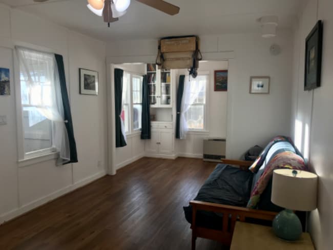 Building Photo - 667 Schley St