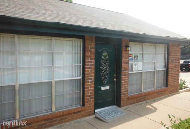 Building Photo - 1201 Pecan Square Dr