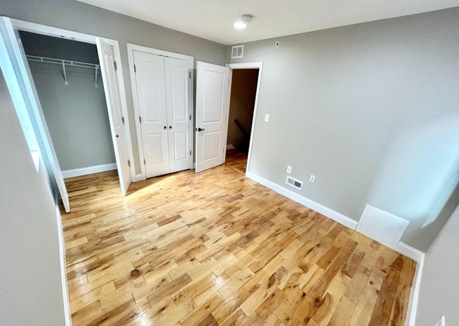 Building Photo - 426A N 40th St