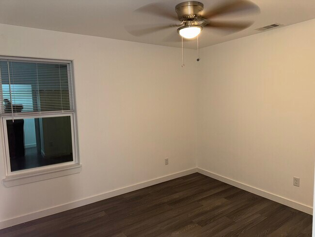 Foto del edificio - 9403 Madera Rd