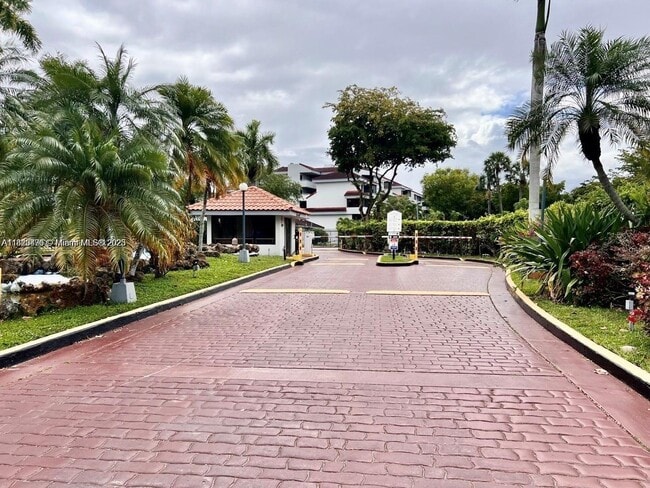 Foto del edificio - 8215 SW 152nd Ave