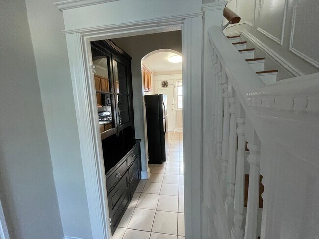 Building Photo - Beautiful Row House in Columbia Heights