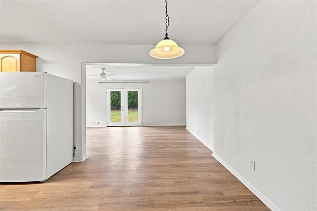 Foto del edificio - 4908 Gladeview Dr