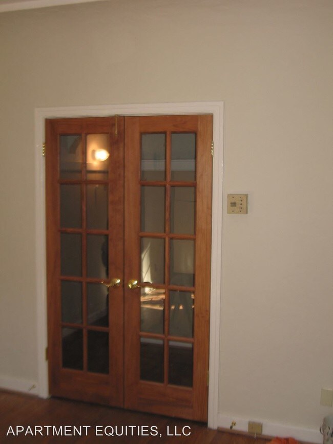 Foto del edificio - 412 S Cochran Ave