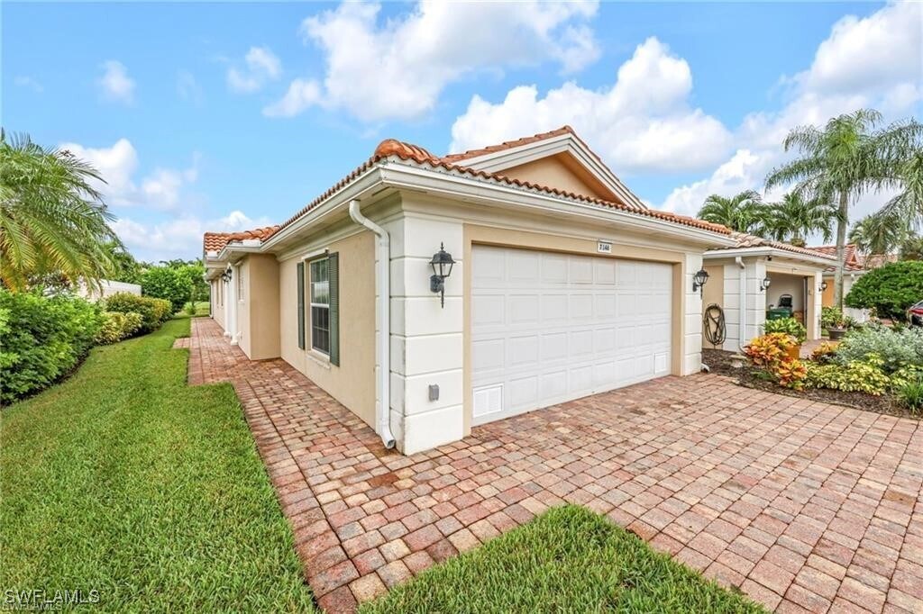 Foto principal - 7146 Marconi Ct