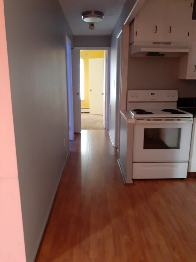 Foto del edificio - 16111 Maple Park Dr