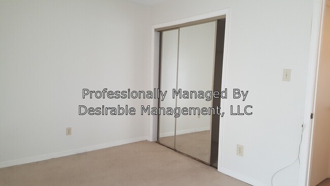 Building Photo - 105 Hampton Club Dr