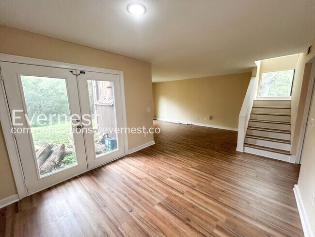 Foto del edificio - 9 Sycamore Ct