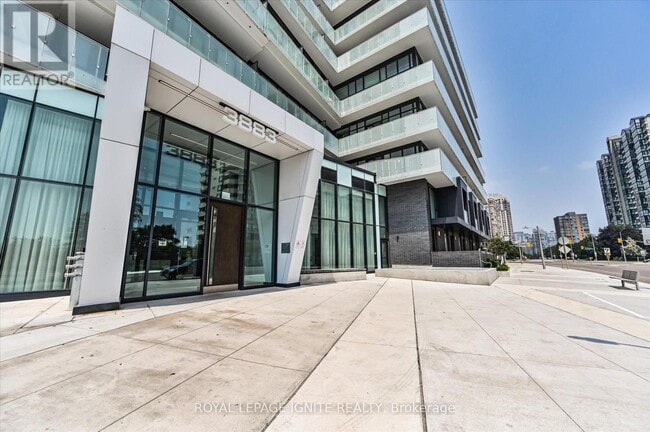 Photo du bâtiment - 3883-3883 Quartz Rd