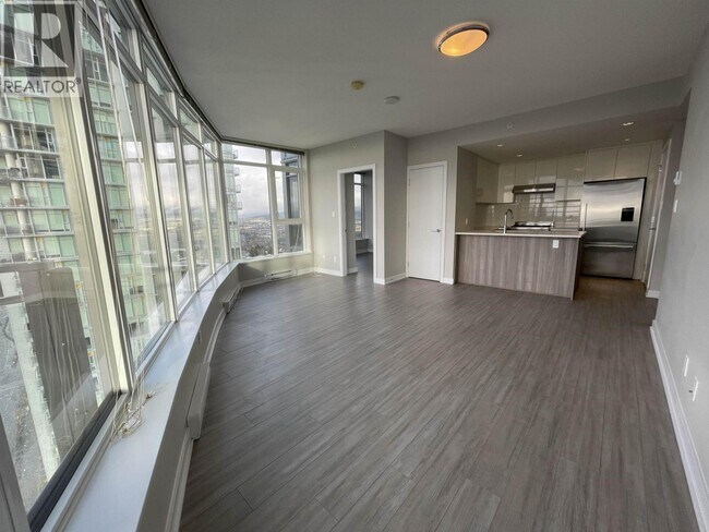 Photo du bâtiment - 4900 Lennox Ln