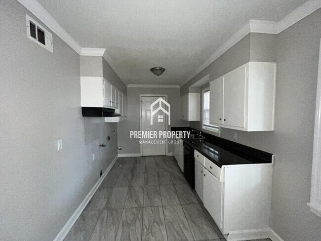 Foto del edificio - 4800 Willow Rd