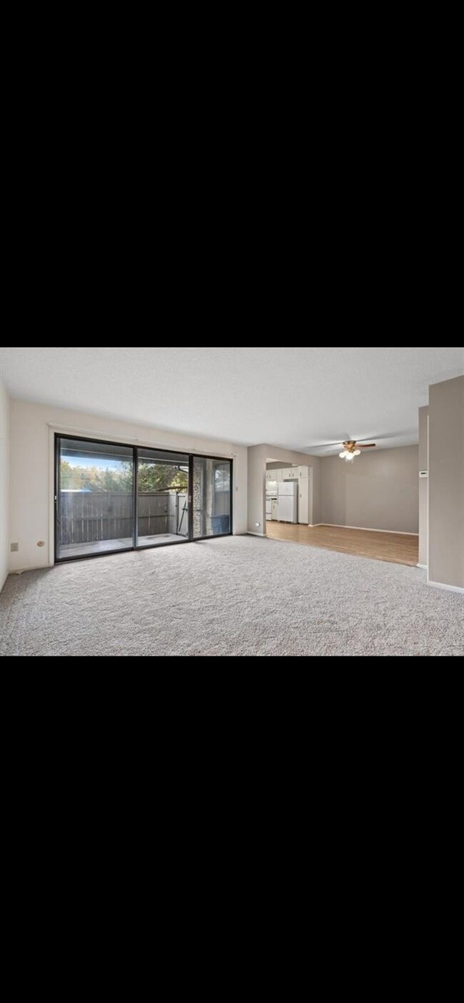 Foto del edificio - 7443 W 102nd Ct
