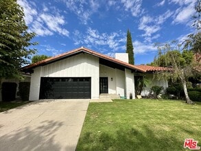 Building Photo - 1097 Finrod Ct