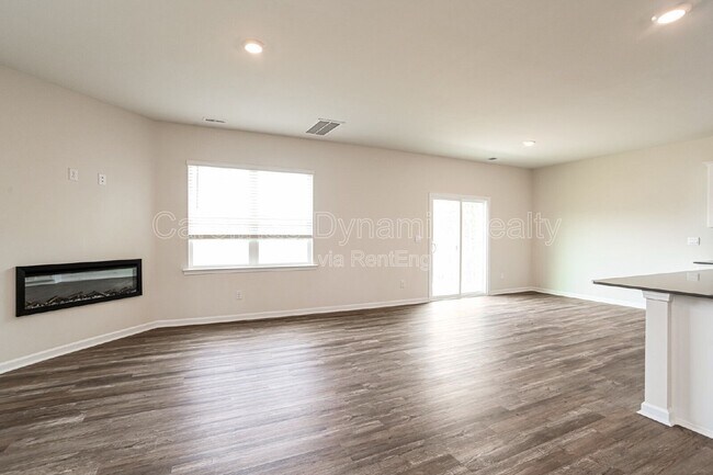 Foto del edificio - 1365 37th Ave Lane NE