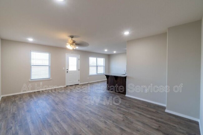 Foto del edificio - 1812 S 15th St