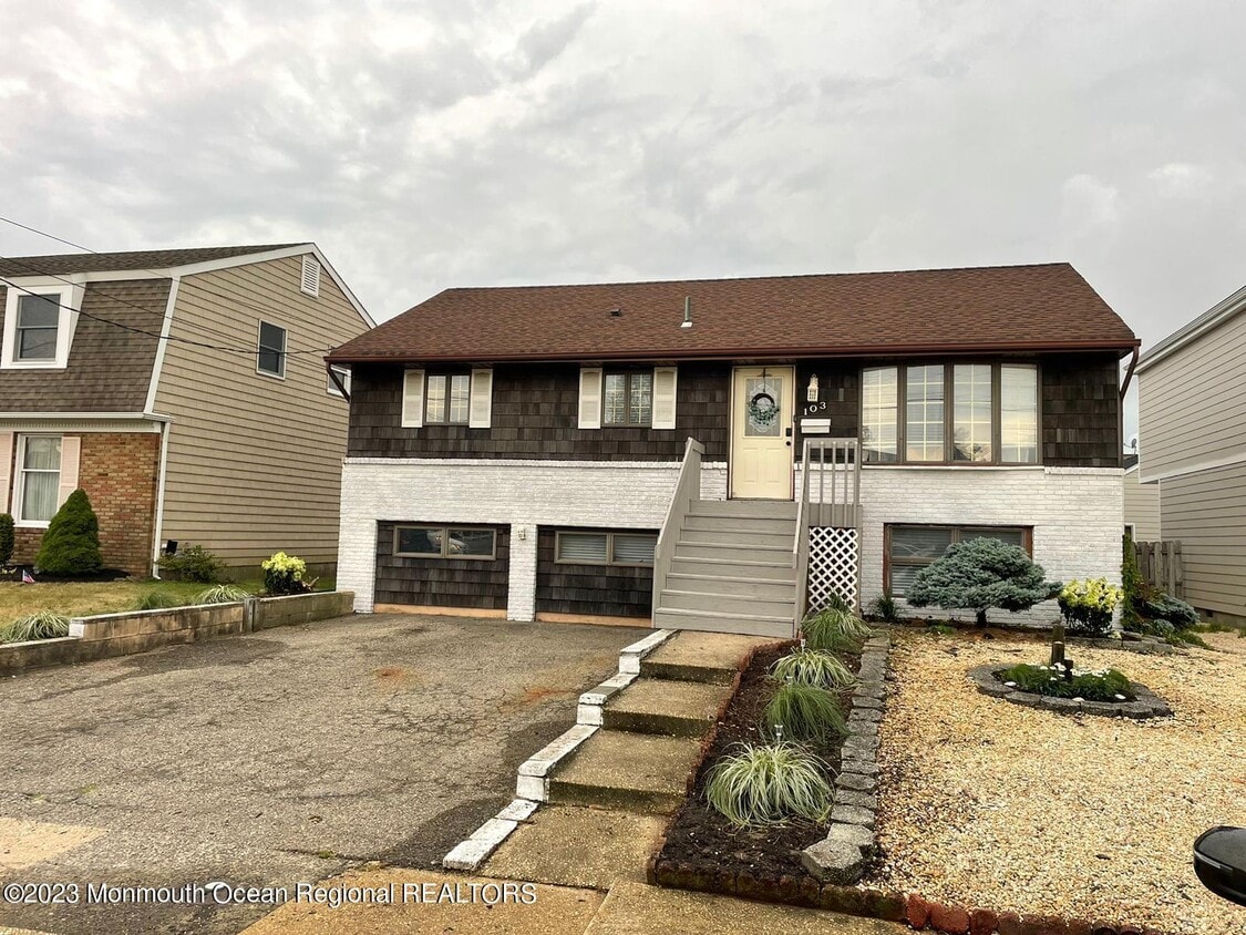 103 Chicago Ave, Point Pleasant Beach, NJ 08742 House Rental in Point