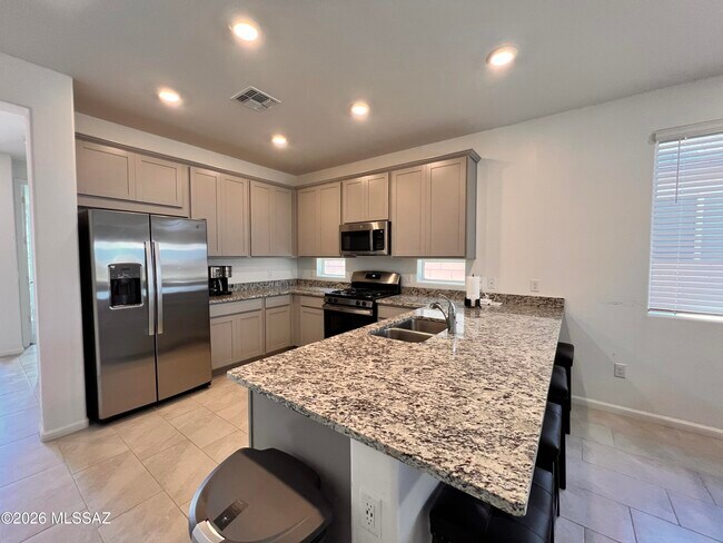 Building Photo - 7912 S Bonanza Park Dr