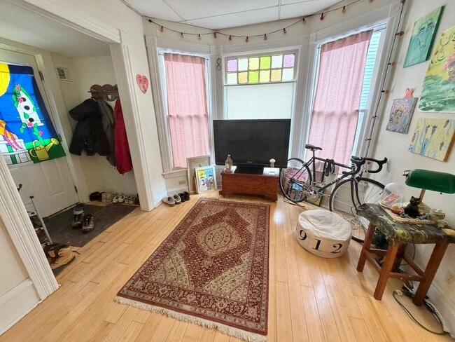 Photo - 81-83 Monroe Street Apartment