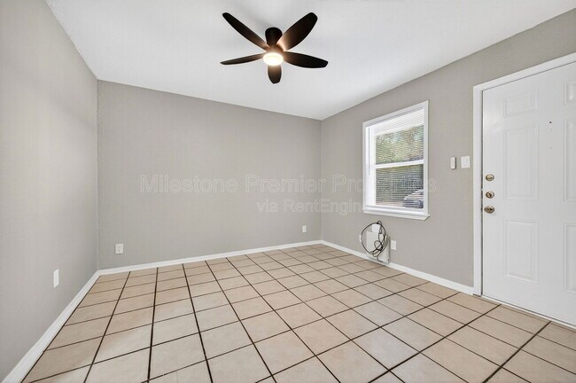 Foto del edificio - 816 S Crockett St