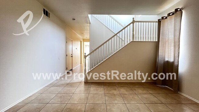 Foto del edificio - HUGE 5 Bedroom, 3 Bath Home in Hesperia!!