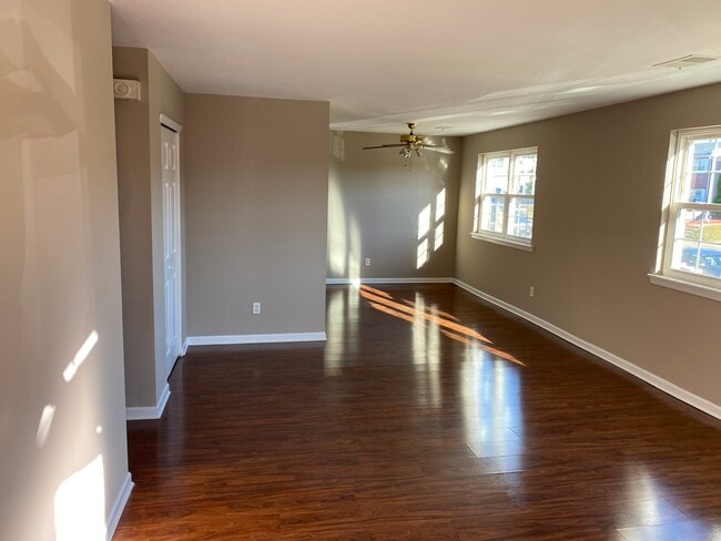 Building Photo - 3312 Glenbrook Pl
