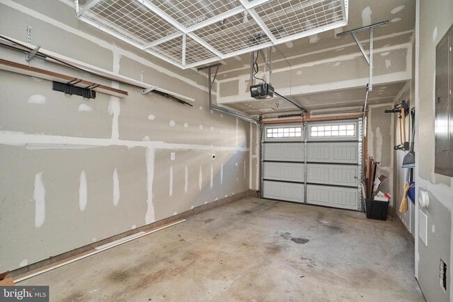 Foto del edificio - 45116 Kincora Dr