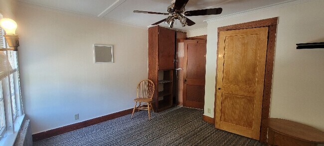 Foto del edificio - 361 Lakeside Ave