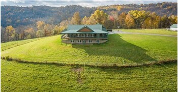 Foto del edificio - 35955 Bower Rd