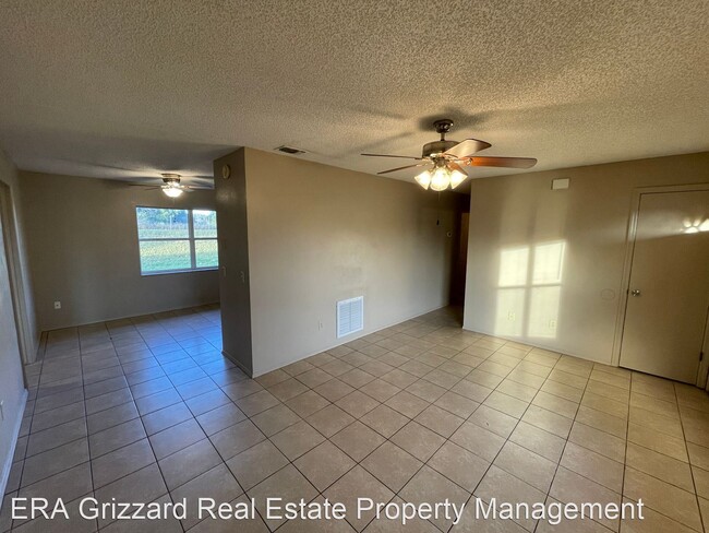 Building Photo - 4 br, 1.5 bath House - 1262 Padgett Circle
