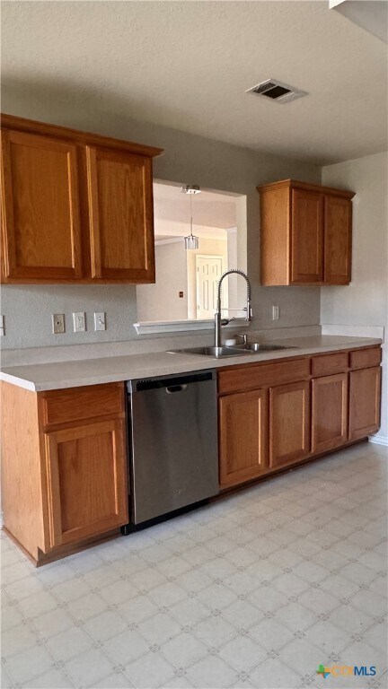Building Photo - 1711 Grey Fox Trail