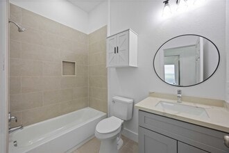 Building Photo - 9723 Cargill St