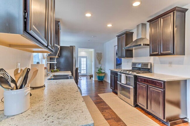 Foto del edificio - 991 S Bryant St