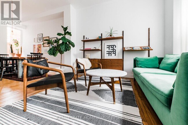 Photo du bâtiment - 77 Claremont St