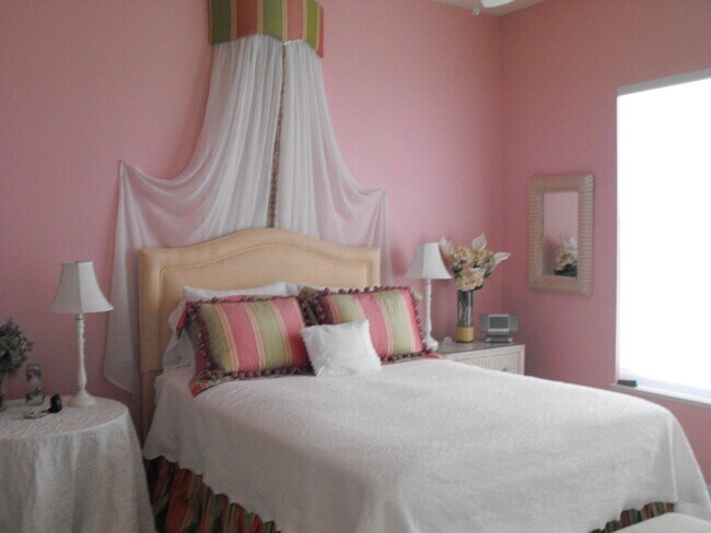 Foto del edificio - 921 Island Club Square