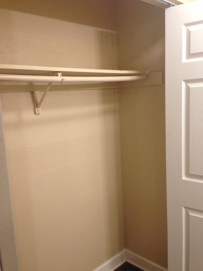 Foto del edificio - 415 Millers Ave